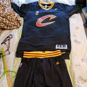 Kyrie Irving jersey set. XL